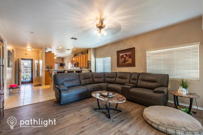 Building Photo - 44209 W Neely Dr