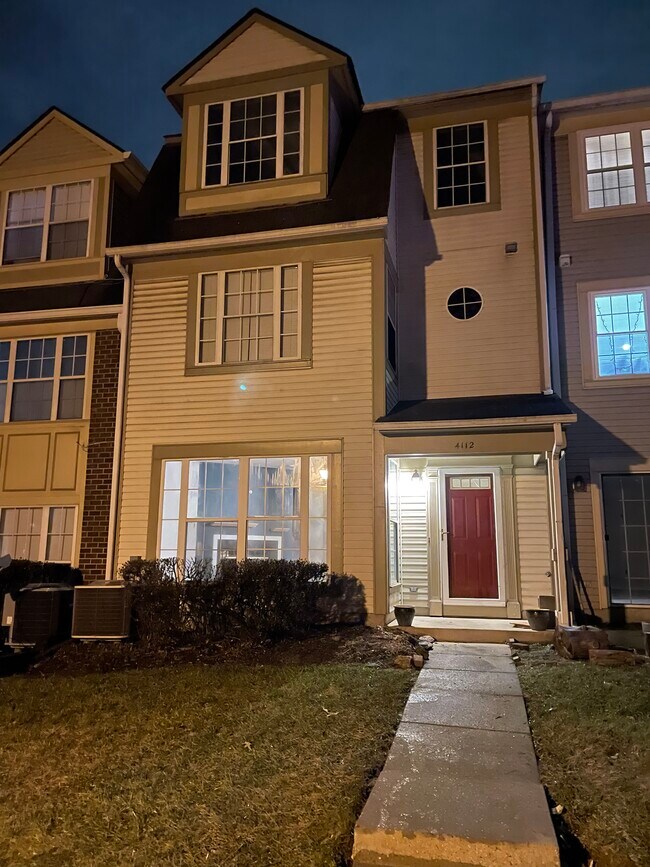 Foto del edificio - 4112 Kennygreen Ct
