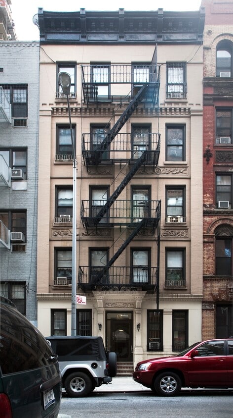 Primary Photo - 172 E 82nd St