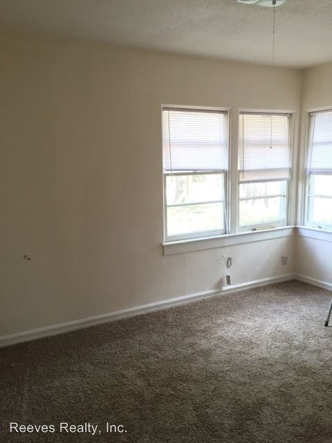 Building Photo - 2 br, 1 bath House - 2051 McVay Avenue South