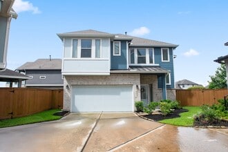 Building Photo - 15823 Black Grouse Dr