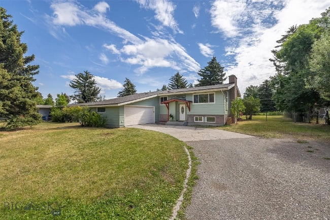 Building Photo - 1608 Alder Ct