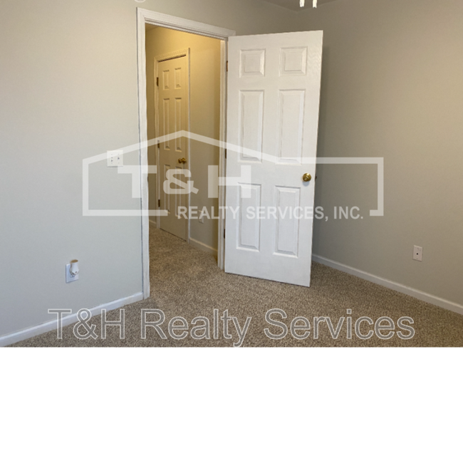 Building Photo - 13968 Wakefield Pl