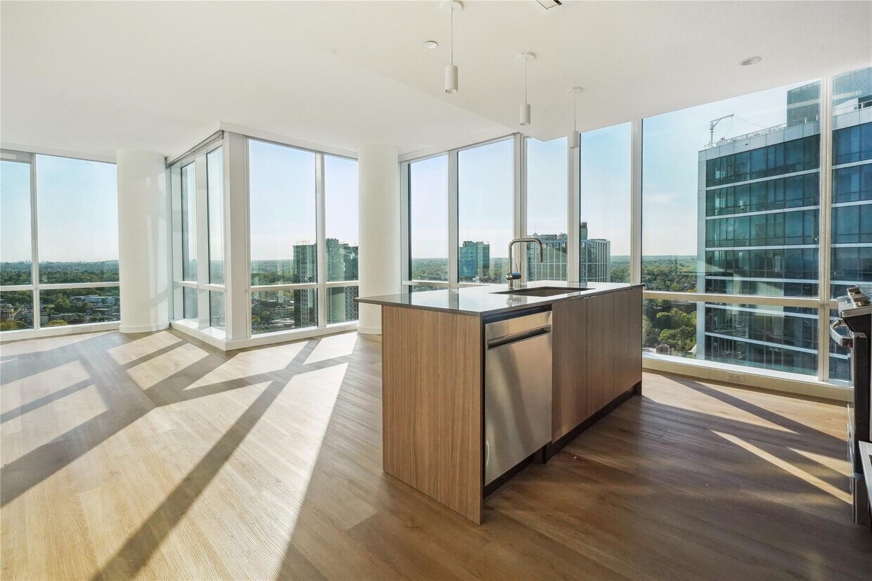 Foto principal - 50 Clinton Pl