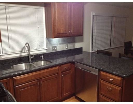 Building Photo - 119 Avery St