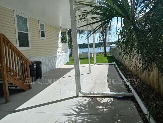 Foto del edificio - 23031 NE 112th Court Rd