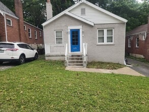 Building Photo - 22 N Harvey Ave