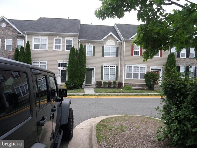 Foto del edificio - 836 Linfield Terrace NE
