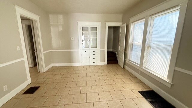 Foto del edificio - SOUTH/CENTER TWP - GORGEOUS 4 BEDROOM EARLY CENTURY HOME AVAILABLE NOW!