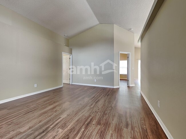 Building Photo - 5053 Foxcroft Ct