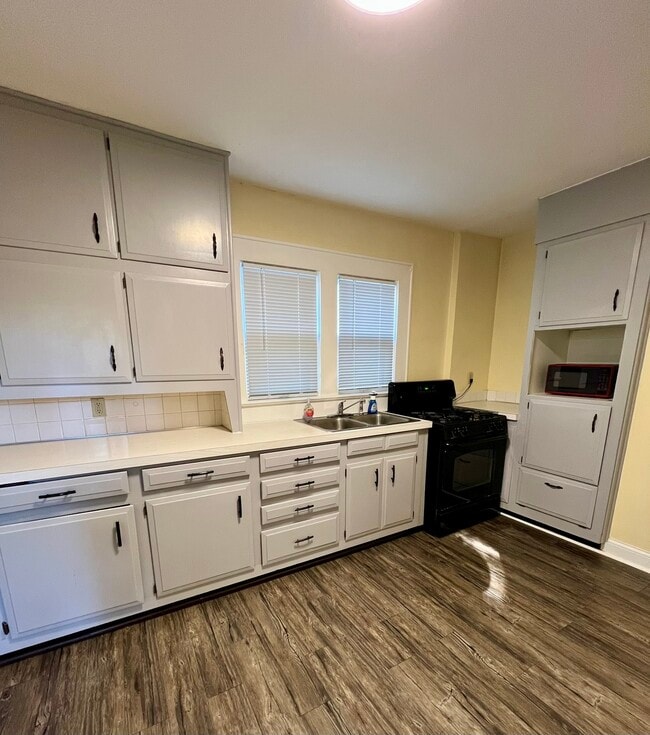 Building Photo - 1116 Murray Ave