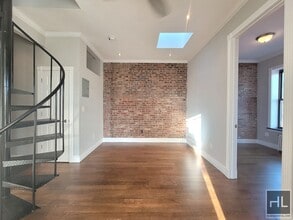 Building Photo - East 3rd Street