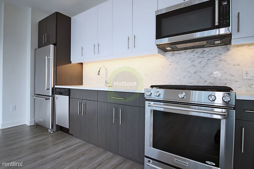 Foto principal - 545 N McClurg Ct