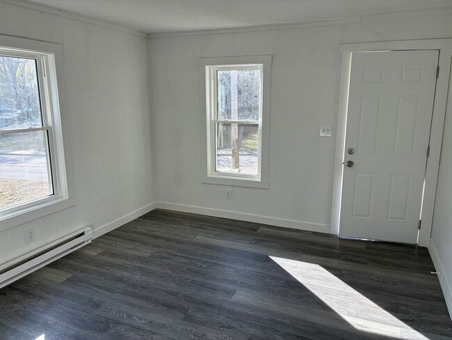 Building Photo - Newly remodeled home is located in Lancaster, SC 29720.