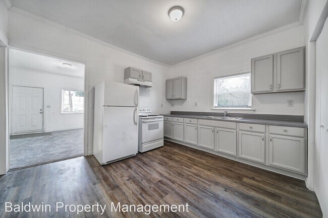 Building Photo - 3 br, 2 bath House - 113 RIDGE CIRCLE