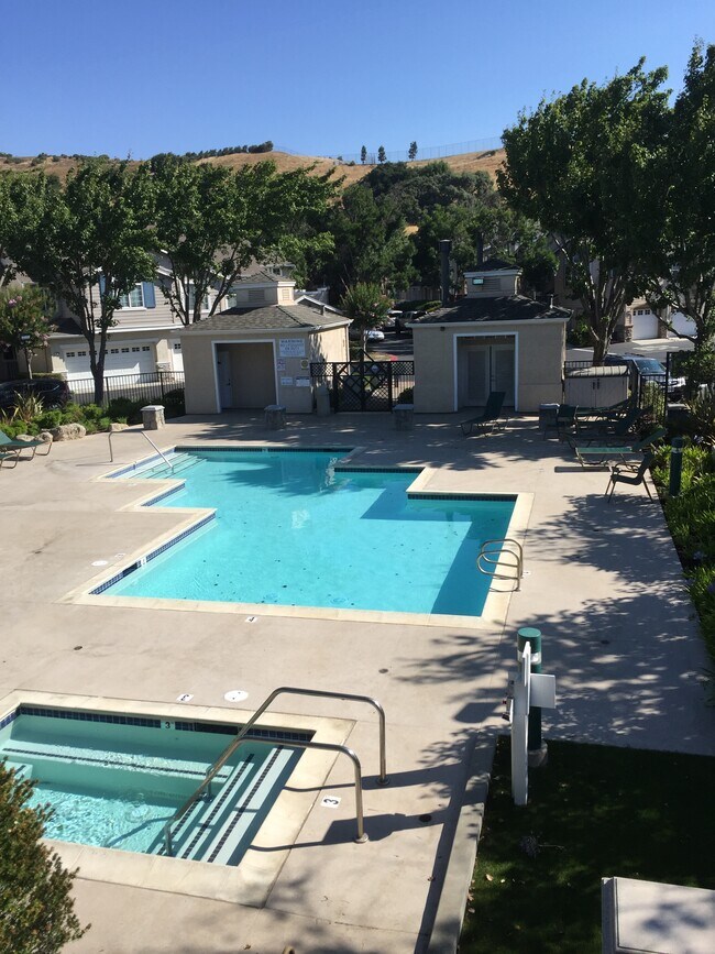 Foto del edificio - 7308 Croy Ln