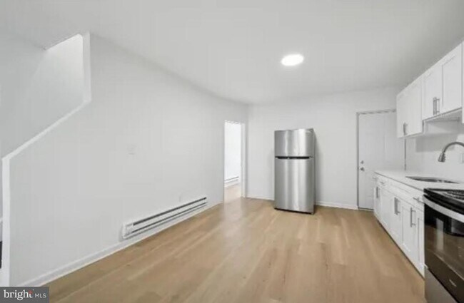 Foto del edificio - 318 Berkley St