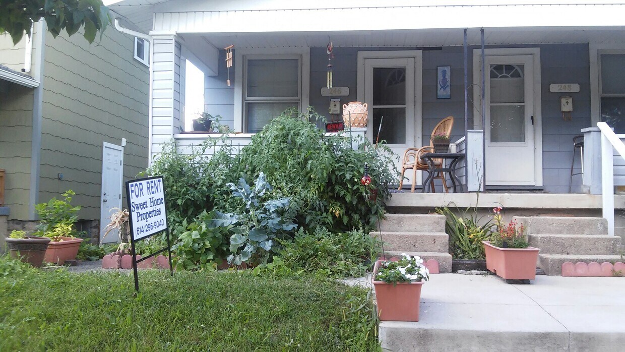 246 E Jenkins Ave Unit None, Columbus, OH 43207 Apartments in