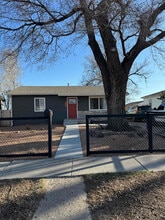 Building Photo - 1523 S Fountain St