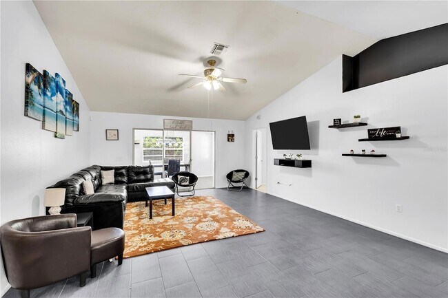 Foto del edificio - 2648 Nassau St