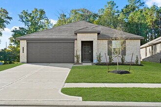 Building Photo - 210 Bella Wy