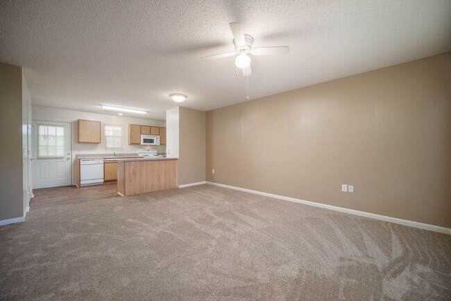 Foto del edificio - 3 minutes from University of Montevallo********** Villa Style Home*********Affordable Rent