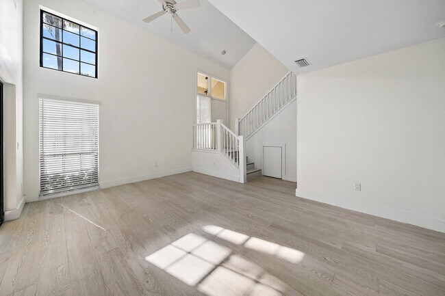 Building Photo - 382 Prestwick Cir