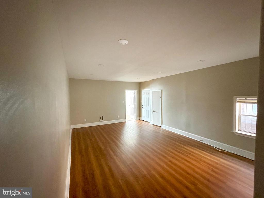 Foto principal - 3241 N Front St