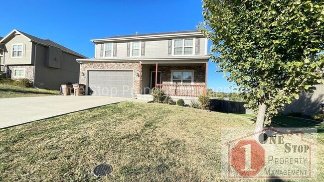 Foto del edificio - Gorgeous 4 bedroom, 2.5 bath home in Raymore!