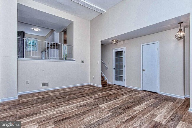 Foto del edificio - 8467 Ivy Glen Ct