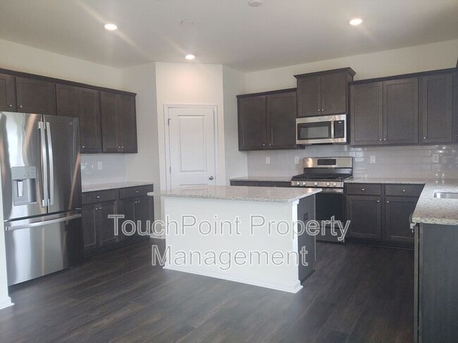 Building Photo - 4701 Stallings Brook Dr