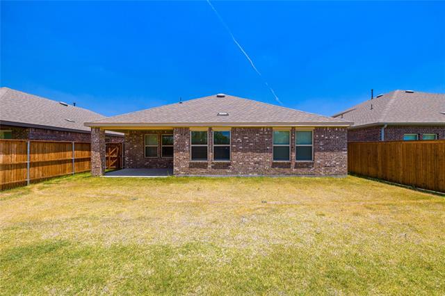Building Photo - 3925 Aintree Ave
