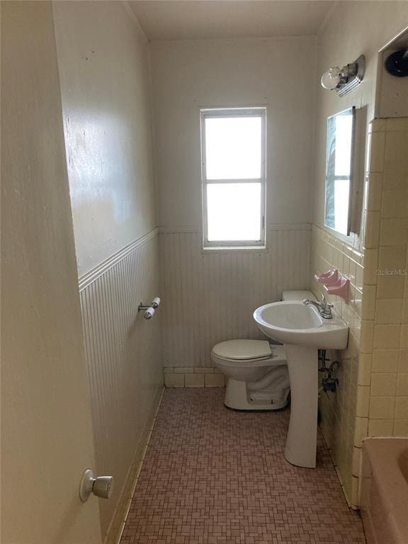 Foto del edificio - 1545 Kings Ct