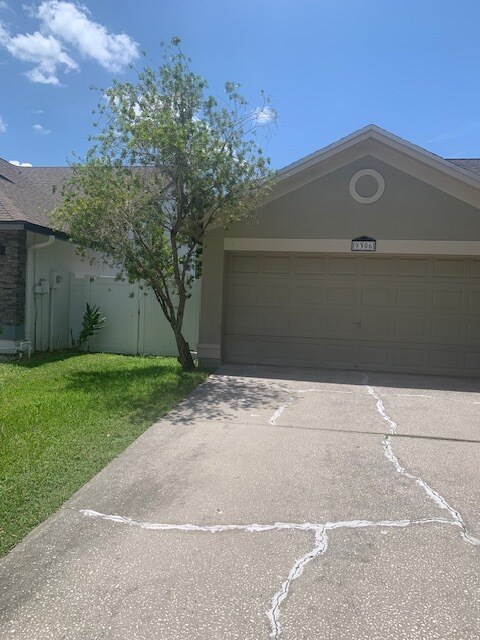 Foto del edificio - 9306 Exposition Dr