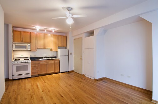 Foto del edificio - 1624-1626 W Morse Ave