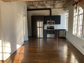 Building Photo - 4411 Dallas St