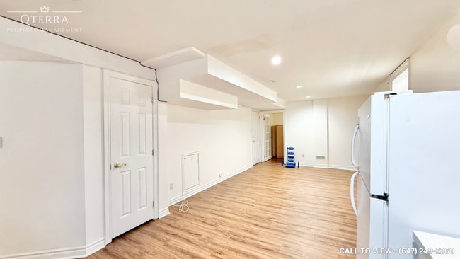 Building Photo - 28 Terrace Av
