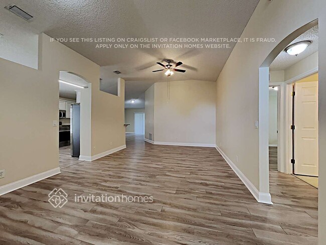 Foto del edificio - 1181 Worcester Way