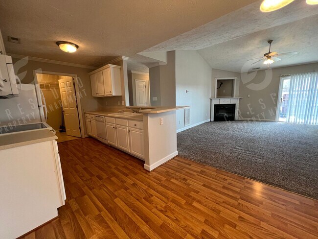 Foto del edificio - 2Bdrm 2Bath in Gated Community - Available Now!