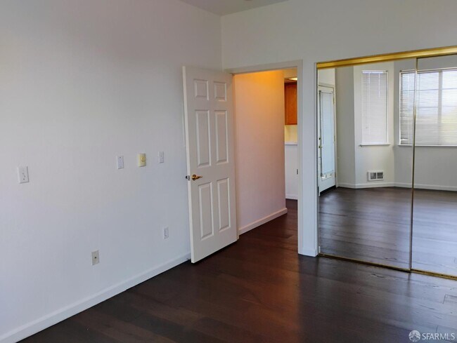 Foto del edificio - 2902 Hastings Shore Ln