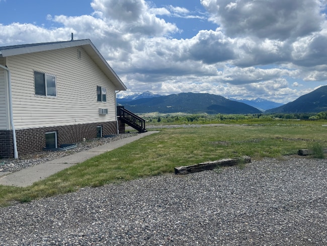 Building Photo - 1201 W Montana St