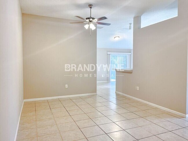 Building Photo - Move in by 3/15 and get 1 month of free rent!