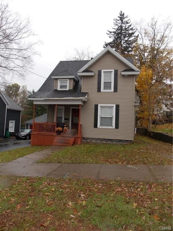 Primary Photo - 206 S James St