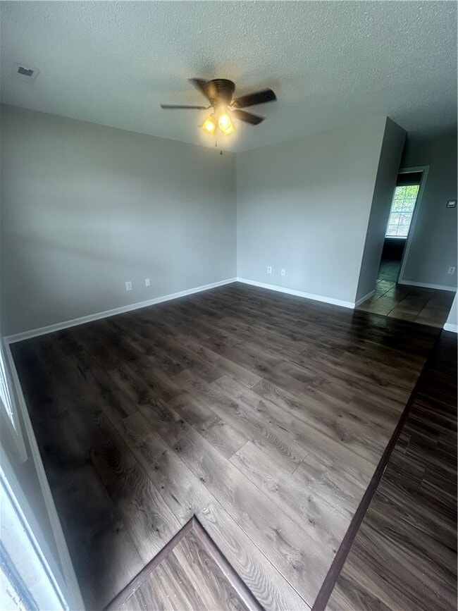 Building Photo - 111 Premiere Ct