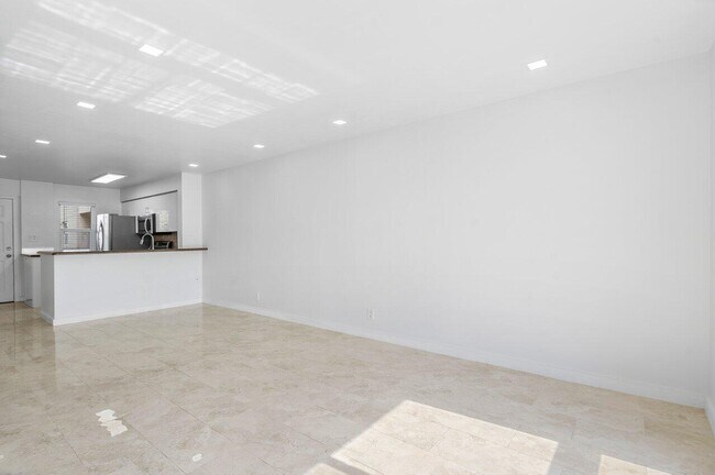 Foto del edificio - 2108 S Cypress Bend Dr