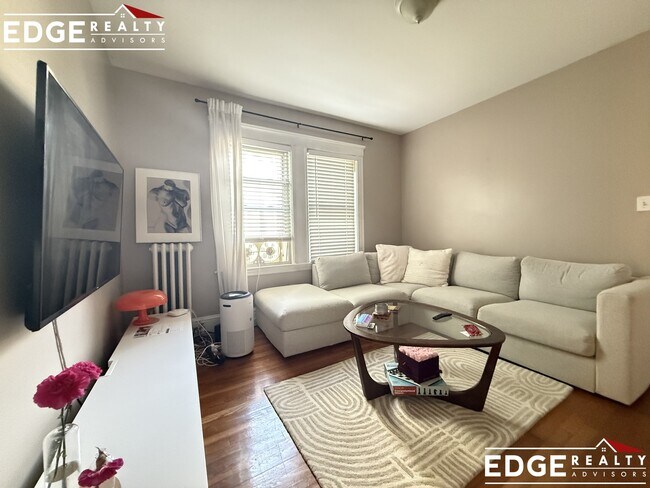 Foto del edificio - 61-63 Surrey St. Unit 1