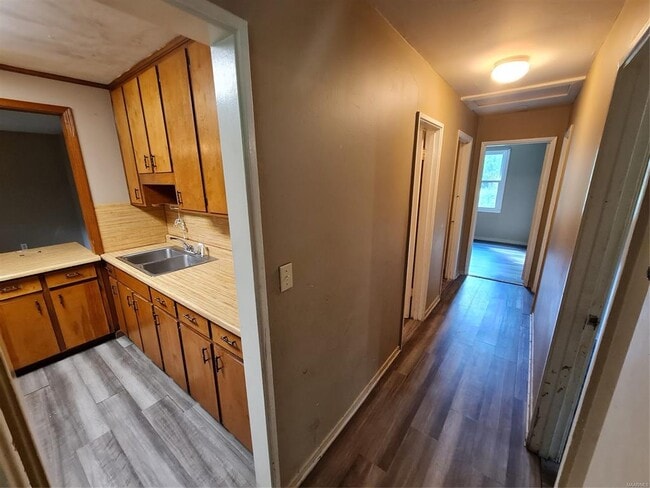 Foto del edificio - 1102 Jameswood Ct