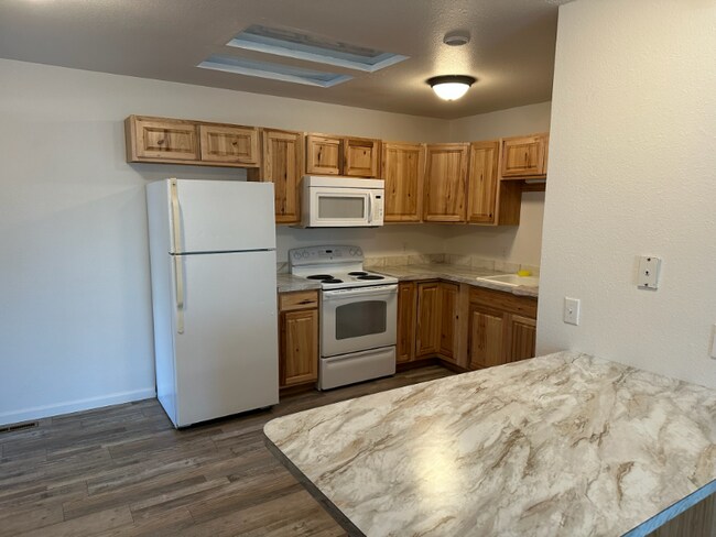 Foto del edificio - 4619 W 5th St