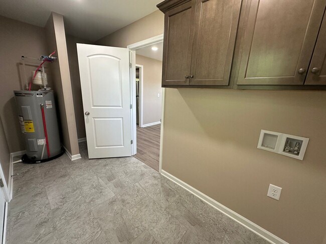 Foto del edificio - Newly Renovated Home in Shelbyville - 30 m...