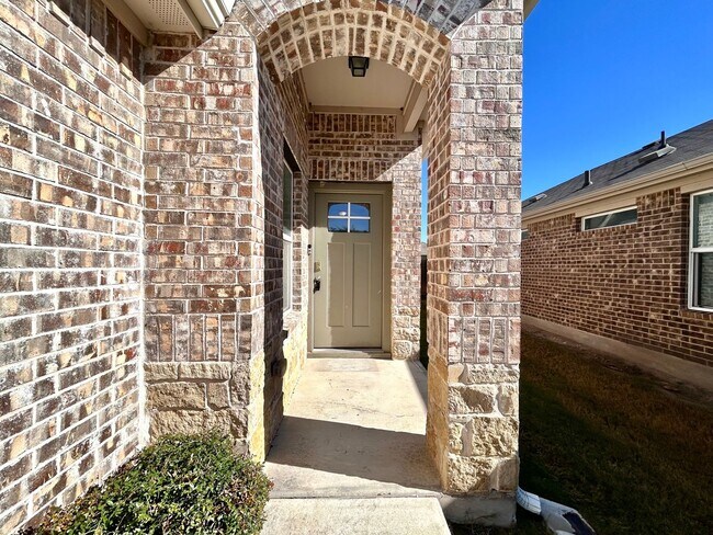 Foto del edificio - Move-In Ready 4-Bed, 2-Bath Home in Prime Fairhaven Location!